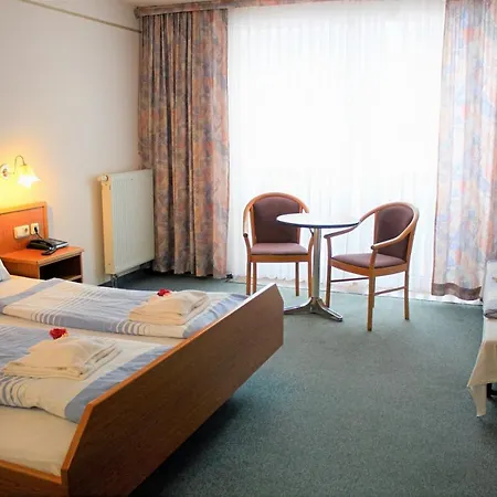 Hotel Waldhotel Feldbachtal 3*