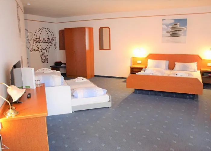 Waldhotel-feldbachtal Hotel Neuhaus am Rennweg