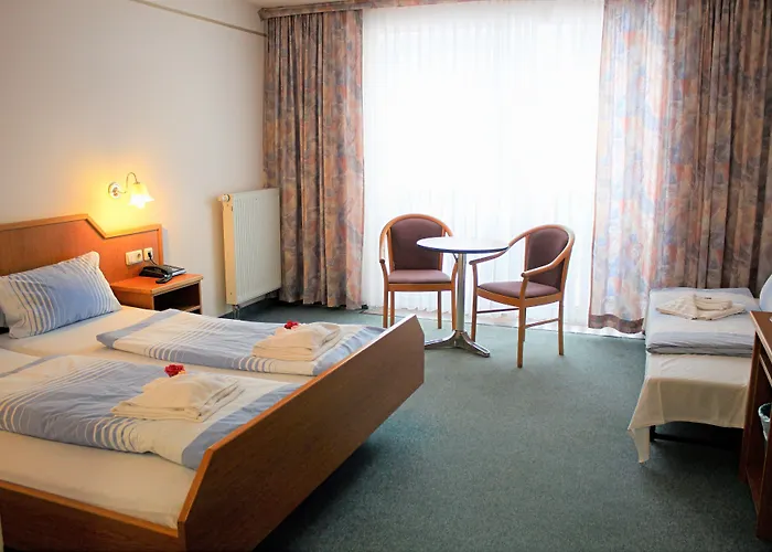 Waldhotel Feldbachtal Hotel Neuhaus am Rennweg